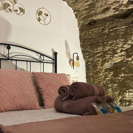 Casa Cueva Sol Y Luna Setenil Setenil De Las Bodegas Exterior foto